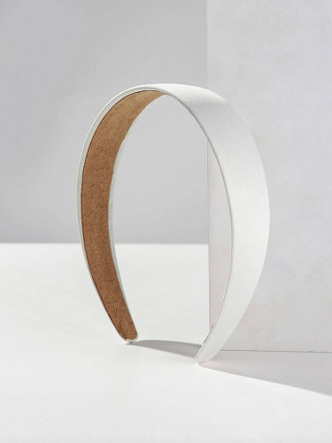 Eleganten Lasni Trak za Mlade Dame