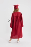 bordo maturantska toga, rdeča toga 2026, akademska oprava, klobuk za maturante, svečana oprava, zaključek izobraževanja, šolska slovesnost